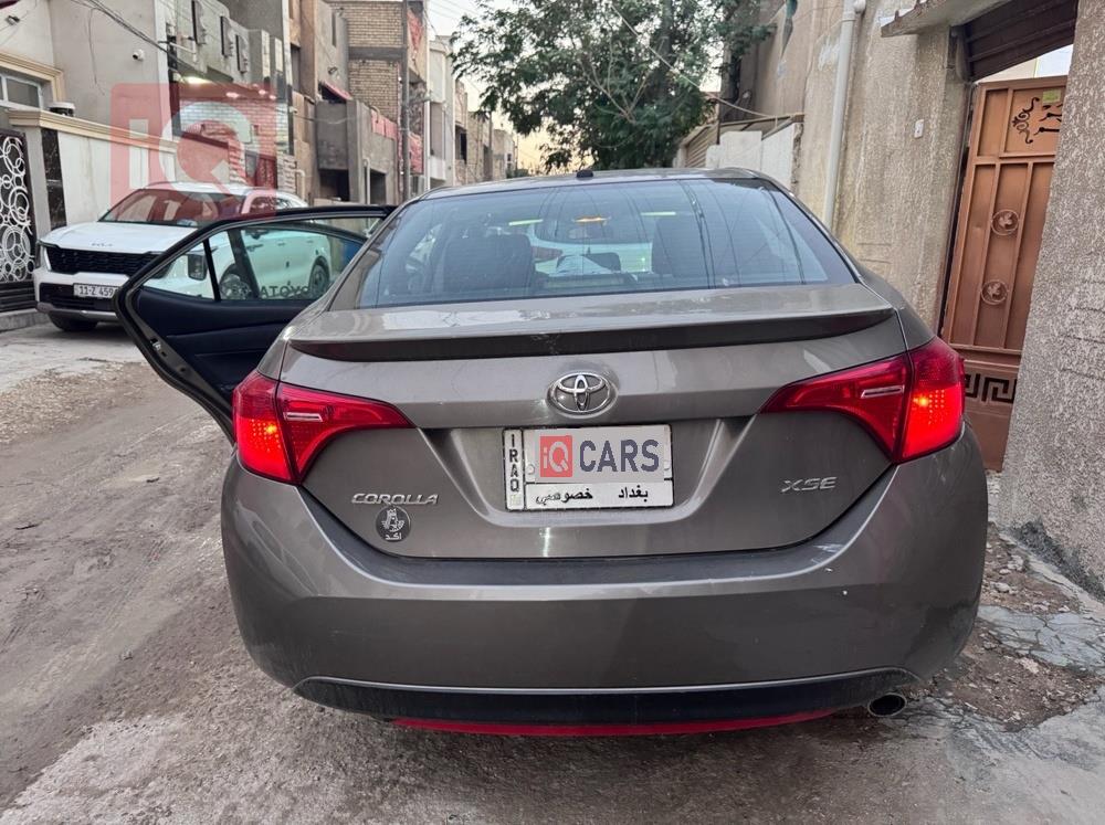 تۆیۆتا کۆرۆلا